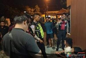 Polres Mojokerto Kota Bersama Warga Gagalkan Perang Sarung