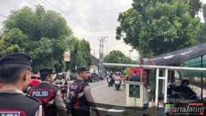 Patroli Ngabuburit, Samapta Polres Kediri Kota Jaga Keamanan di Jalan Jaksa Agung Suprapto