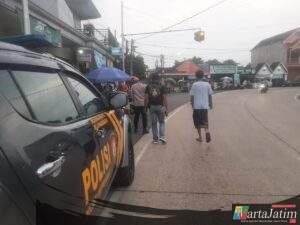 Pastikan Kemananan Warga Berburu Takjil,Polsek Gampengrejo Terjun Ke Lokasi Bazar Ramadhan 1447 H