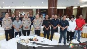 Polda Jatim Gelar Buka Puasa Bersama Insan Pers Perkuat Sinergitas dan Keterbukaan Informasi Publik