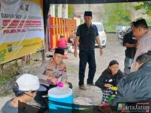 Dapur Berkah Ramadan Polsek Pakal: 600 Porsi Buka Puasa untuk Warga di Surabaya
