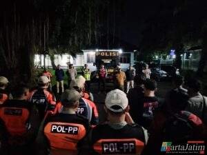 Patroli Gabungan Polres Kediri Kota bersama TNI dan Pemda Jaga Keamanan Malam Akhir Pekan