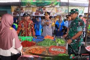 Polres Ngawi Bersama Pemkab Sidak Pasar Jaga Stabilitas Harga dan Ketersediaan Bapokting