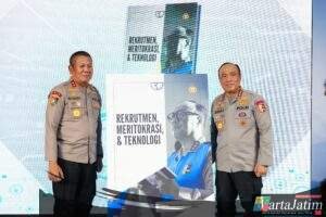 Perkuat Kebijakan Berbasis Data, Wakapolri Komjen Pol. Dedi Prasetyo Rilis Dua Buku