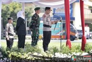 Kapolda Jatim Pimpin Apel Gelar Pasukan Pastikan Kesiapan Personel Operasi Ketupat Semeru 2026