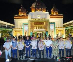 Tinjau Stasiun Tugu DIY, Kapolri Pastikan Puncak Arus Mudik Berjalan Aman