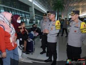 Arus Mudik di Bandara Soekarno-Hatta lancar, Polri Pastikan Pelayanan Optimal bagi Masyarakat