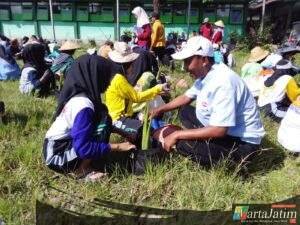 SMPN 1 Kunjang Gelar Aksi Talibuy Sebagai Sarana Mengenalkan Khasanah Lokal dan Memupuk Rasa Kebersamaan Antar Murid dan Guru