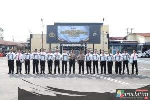 Apresiasi Personel Berprestasi Warnai Apel Jam Pimpinan Polres Kediri