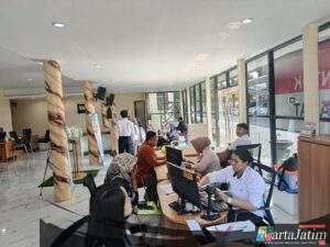 Polri Untuk Masyarakat : Polres Blitar Beri Layanan Satu Atap di MPP