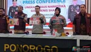 Polres Ponorogo Amankan Pengedar Narkoba Asal Madiun, Sita 301 Gram Sabu