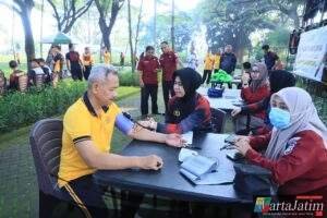 Jaga Kebugaran, Ratusan Personel Polres Kediri Kota Ikuti Tes Kesamaptaan Jasmani