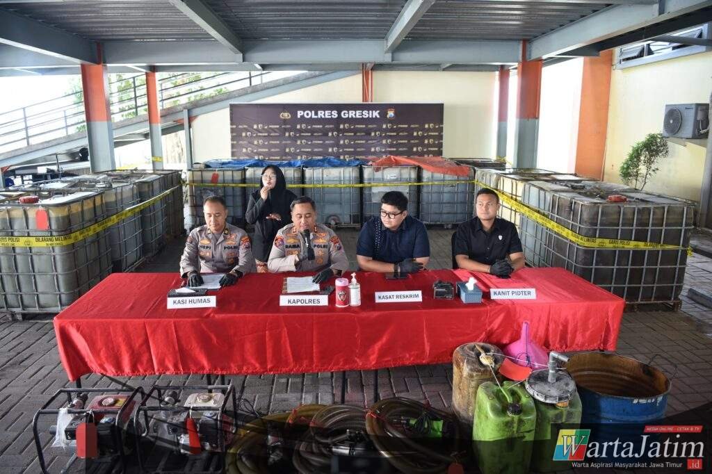 Polres Gresik Ungkap Penimbunan 17 Ribu Liter Solar Subsidi, Satu Tersangka Diamankan