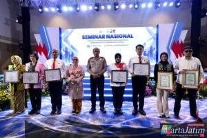 Ditres PPA – PPO Polda Jatim Terima Penghargaan dari Menteri PPPA