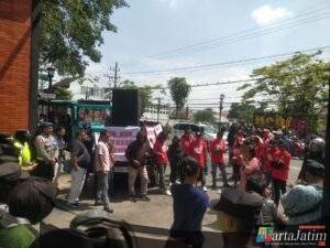 AKAR Turun Ke Jalan!,Desak Pemkab Kediri dan APH Tegakan Hukum Secara Menyeluruh dan Transparan Atas Kasus Dugaan Kecurangan Rekrutmen Perangkat Desa 2023