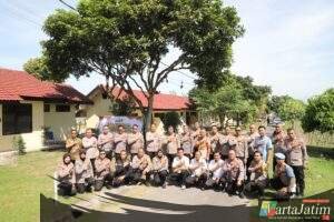 Revitalisasi 9 (sembilan) Rumah Dinas Aspol Polsek Wates, Kapolres Kediri Tekankan Perawatan Aset Negara