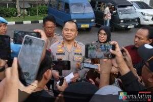 Polrestabes Surabaya Amankan Tersangka Pencabulan Tujuh Anak Dibawah Umur