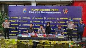 Polres Bojonegoro Amankan Tersangka Pengoplos LPG Subsidi 3 Kg dan Ratusan Tabung Gas