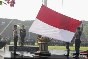 Gelar Upacara Hari Lahir Pancasila, Wakapolda Jatim : Pancasila Kunci Persatuan Bangsa di Tengah Ancaman Global