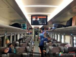 Stasiun Kediri Layani Total 13.077 Pelanggan,KAI Daop 7 Madiun Catat Antusiasme Masyarakat Luar Biasa!