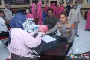 Sambut Hari Bhayangkara ke-80, Polres Blitar Kota Gelar Bakti Kesehatan