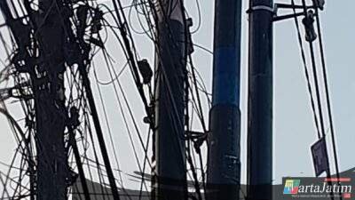 TANAM TIANG WIFI SEMBARANGAN MEMBUAT WARGA GERAM