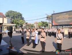 Polres Kediri Kota Gelar Sertijab Pejabat, Kapolres Ingatkan Pentingnya Integritas dan Akuntabilitas