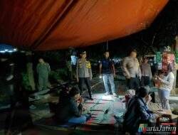 Cegah Balap Liar, Polsek Ngasem dan Satpol PP Gelar Patroli Gabungan ‘Sabtu Ceria’ di Titik Rawan