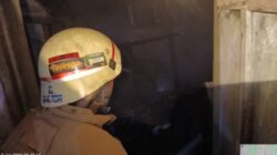 Gerak Cepat Damkar Pos Pare Padamkan Kebakaran Rumah di Desa Kandangan, Kabupaten Kediri