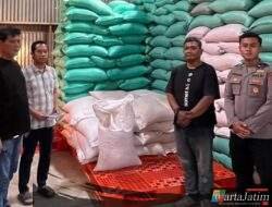 Polres Pelabuhan Tanjungperak Bantu Petani Distribusikan Jagung Hasil Panen ke Bulog