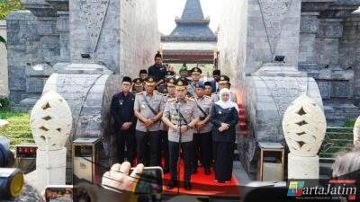 Jelang Hari Bhayangkara ke-80, Kapolri Jadikan Ziarah ke Makam Presiden RI Terdahulu Sebagai Momentum Refleksi Nilai Kebangsaan
