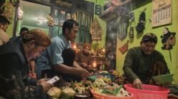 Nguri-Uri Budaya Jawa Lewat Doa, Tradisi Dinten Ngasuro di Kediaman Bayan Turkan Susuhan Pemersatu Lintas Desa