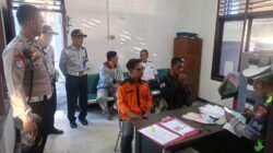Melanggar Rambu di Simpang 4 Baruna, Satlantas Polres Kediri Kota Tindak Tegas Bus Bagong dan Beri Edukasi Sopir