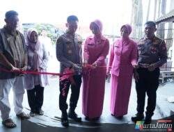 Resmikan Bedah Rumah di Tosaren, Kapolres Kediri Kota Wujudkan Semangat Polri untuk Masyarakat
