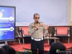 Polantas Menyapa : Polres Gresik Gandeng Guru Tanamkan Budaya Tertib Lalu Lintas Sejak Dini
