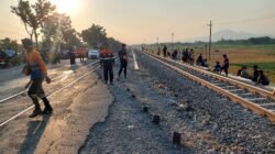Imbas KA Logawa Tabrak Truk di Nganjuk: Jalur Hulu-Hilir Macet, Sejumlah Perjalanan KA Tertahan!