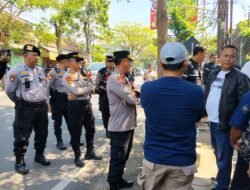 Kabag Ops Polres Kediri Kota Pimpin Pengamanan Aksi Damai, Situasi Berlangsung Aman, Kondusif dan Terkendali