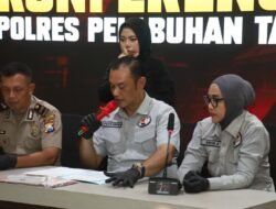 Polres Pelabuhan Tanjungperak Bongkar Jaringan Sabu, Kurir Gunakan Aplikasi Zangi Diamankan