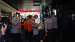 Polres Pelabuhan Tanjungperak Dampingi Korban Peristiwa KM Mutiara Sentosa II, Pastikan Penanganan Maksimal