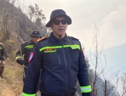 Polres Lumajang Buat Fire Break Darurat Antisipasi Karhutla TNBTS Meluas