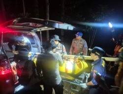 Operasi Kemanusiaan Polres Bondowoso Berhasil Evakuasi Dua Jenazah di Gunung Piramid