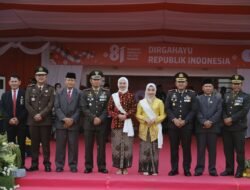 Kapolres Kediri Pimpin Upacara Penurunan Bendera HUT ke-81 RI, Pengabdian Jadi Cara Memaknai Kemerdekaan