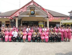 Kunjungi Polsek Grogol, Kapolres Kediri Kota Tekankan Peran Bhabinkamtibmas dan Pelayanan Prima