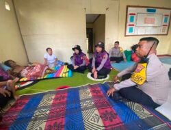 Polri Berikan Konseling dan Trauma Healing bagi Korban Gempa di Manggarai Barat