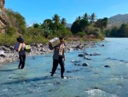Menembus Jalan Terjal, Polri Hadir Membawa Harapan: Kapolres Nagekeo Salurkan Bantuan Kapolda NTT untuk Warga Terdampak Gempa