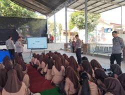 Polres Kediri Ajak Pelajar SMAN 1 Puncu Kritis Menggunakan AI