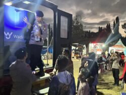 Hadirnya Kendaraan Watergen Brimob, Pelepas Dahaga Warga Pengungsian di Manggarai