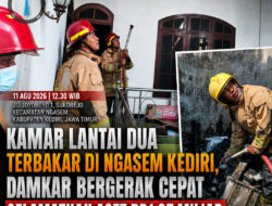 Kamar Lantai Dua Terbakar di Ngasem Kediri, Damkar Bergerak Cepat Selamatkan Aset Rp1,35 Miliar