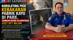 Korsleting Picu Kebakaran Pabrik Kayu di Pare, Damkar Kediri Selamatkan Aset Rp1 Miliar