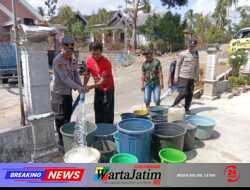 Polres Malang Salurkan Bantuan Air Bersih untuk Warga Terdampak Kekeringan di Bantur